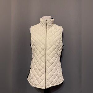 Calvin Klein Puffer Vest Full Zip Up Womens White Black with Zipper side pockets